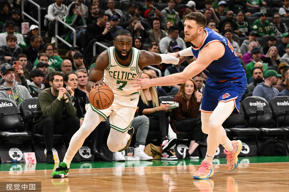 并贡献了关 并贡献了关